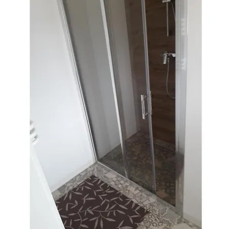 بيت للعطل Bryan's House