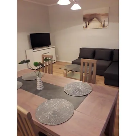 Bryan's House * أوسترونيه مورسكية